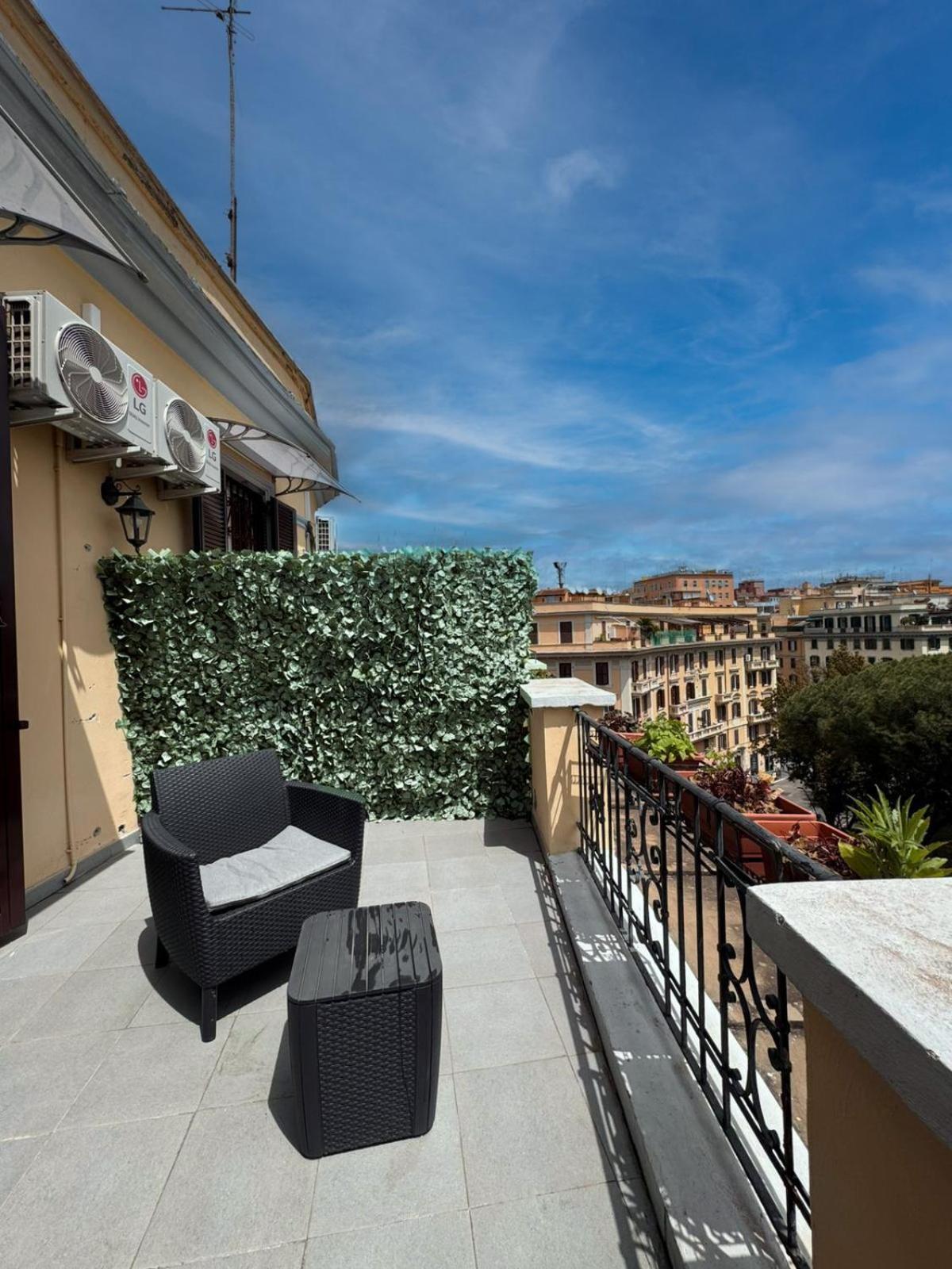 Re Di Roma Rooftop Exteriör bild